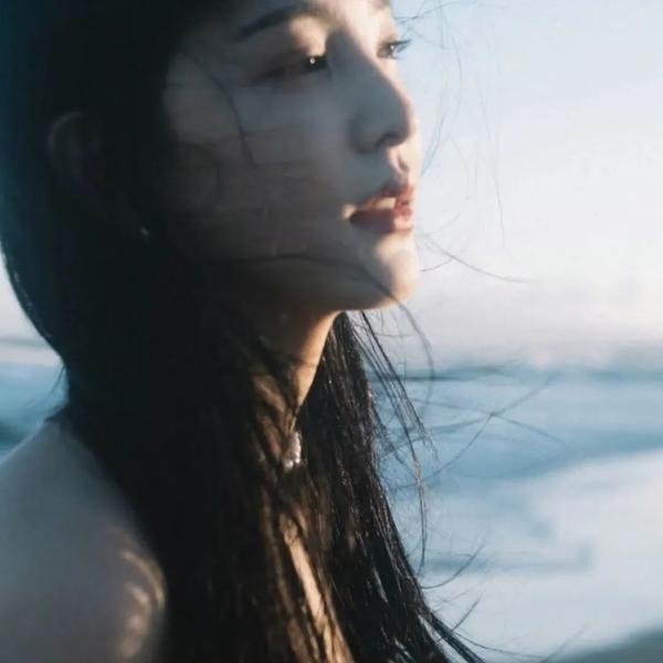 红粉争春